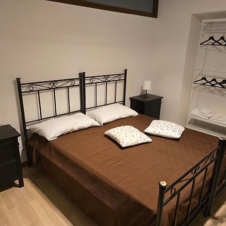 La Torretta Apartment Peschiera del Garda Bagian luar foto