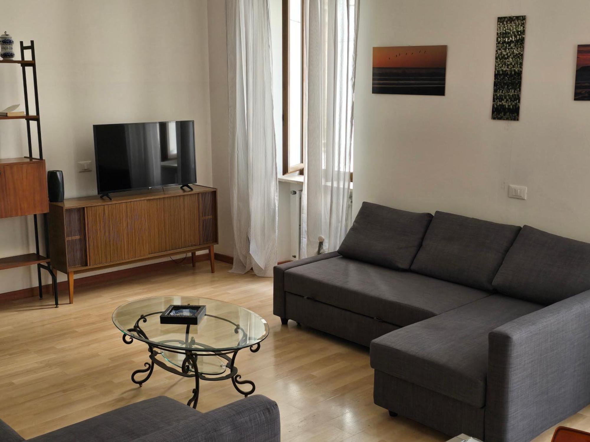 La Torretta Apartment Peschiera del Garda Bagian luar foto